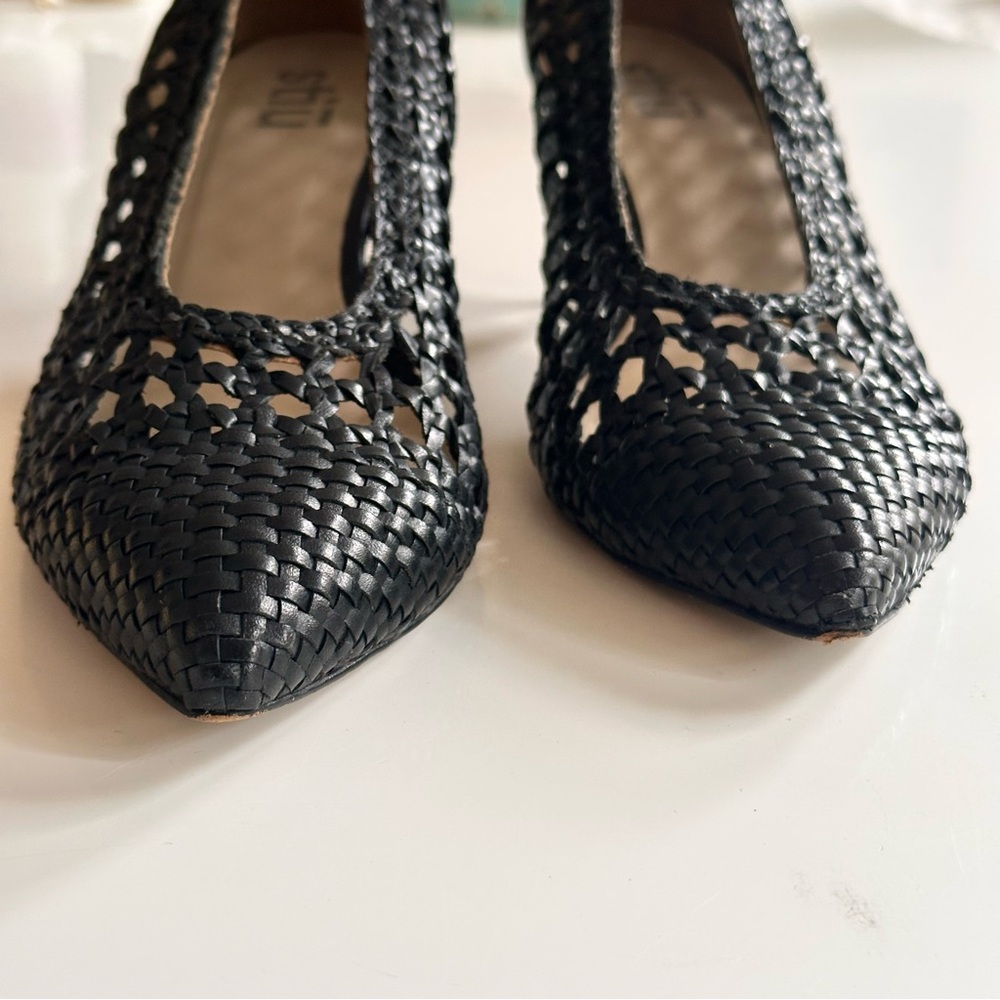 Stiu Woven Leather Kitten Heels - Picture 6 of 7
